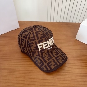 FENDI： бейсболка из коллекции с класси