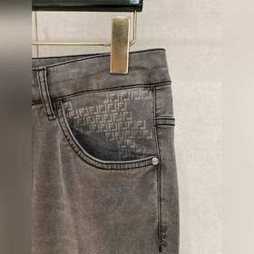 Fendi представляет новую коллекцию лет