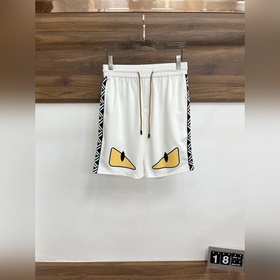 Fendi — новые шорты в стиле кэжуал из