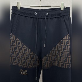 FENDI — новые модели повседневных брюк