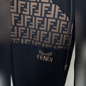 FENDI — новые модели повседневных брюк