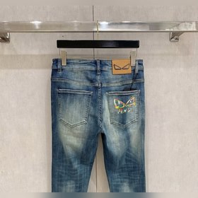 Fendi представляет новую коллекцию муж
