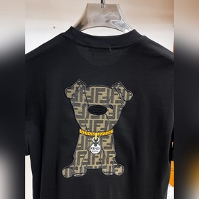 Fendi с полным набором логотипов. Нова