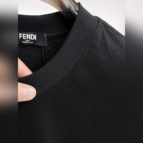 Fendi с полным набором логотипов. Нова
