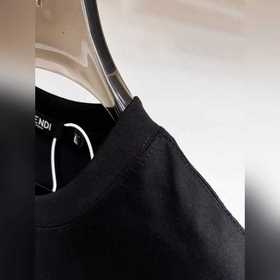 Fendi с полным набором логотипов. Нови