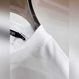 Fendi с полным набором логотипов. Нова