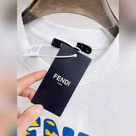 Fendi с полным набором логотипов. Нова