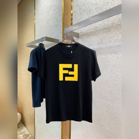 Fendi с полным набором логотипов. Нова