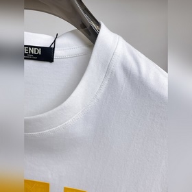 Fendi с полным набором логотипов. Нова