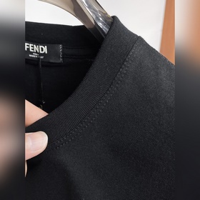 Fendi с полным набором логотипов. Нова