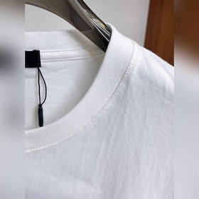 Fendi с полным набором логотипов. Нова