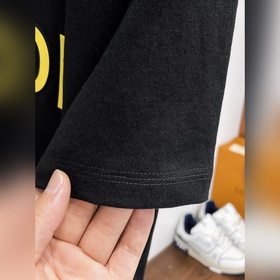Fendi с полным набором логотипов. Нова