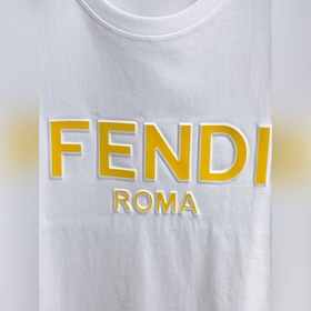 Fendi с полным набором логотипов. Нови