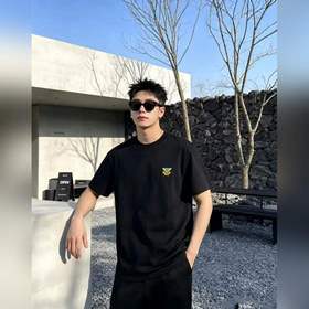 FENDI： Началась отгрузка предзаказан