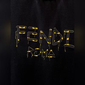 Fendi — премьера новых моделей весна-л