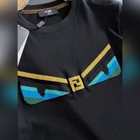 Fendi 26： премьера новых моделей весна