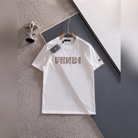 Fendi 2026SS： премьера новой весенне-л