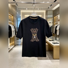 Fendi #FENDI — премьера новой коллекци