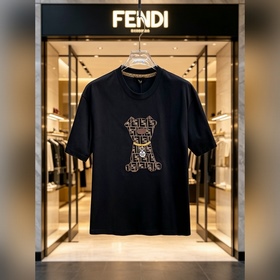 Fendi #FENDI — премьера новой коллекци