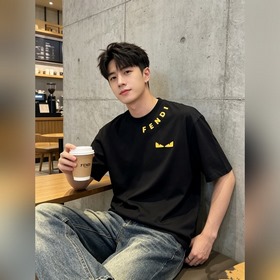 Fendi, Фенди： поступление новинок весн