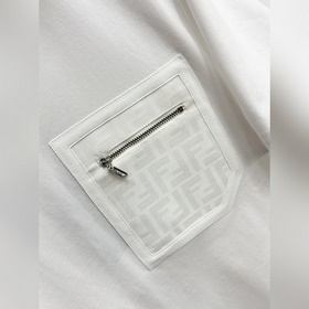 Новая модель футболки от Fendi, выполн