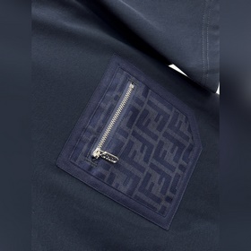 Новая модель футболки от Fendi, выполн