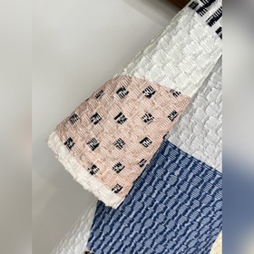 Новая весенняя коллекция Fendi： компле