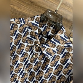 Новая весенняя коллекция Fendi： компле