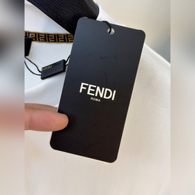 Новинка Fendi весна-лето 2026： новейша