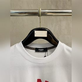 Fendi представляет новую коллекцию вес