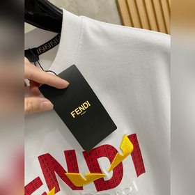 Fendi представляет новую коллекцию вес