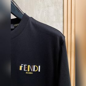 Fendi представляет новую коллекцию вес