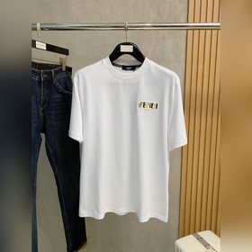 Fendi представляет новую коллекцию вес