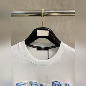 Fendi представляет новую коллекцию вес