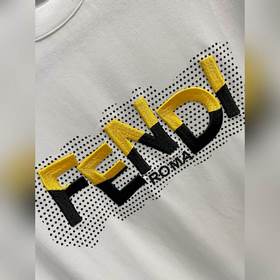 Fendi представляет новую коллекцию вес