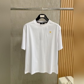 Fendi представляет новую коллекцию вес