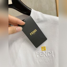 Fendi представляет новую коллекцию вес