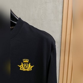 Fendi представляет новую коллекцию вес