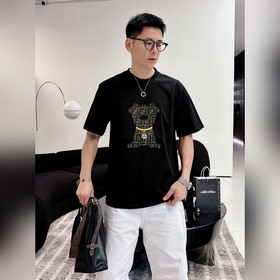 Fendi. Новая коллекция Fendi весна-лет