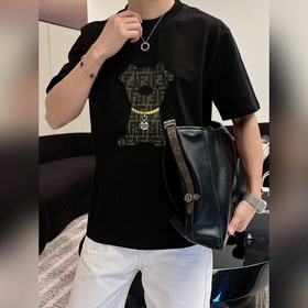 Fendi. Новая коллекция Fendi весна-лет