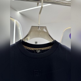 26 Новинка #FD Fendi Мужская футболка 