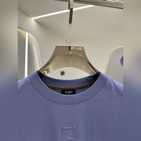 26 Новинка #FD Fendi Мужская футболка 