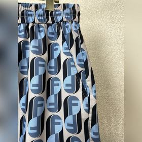 FENDI — эксклюзивный комплект с коротк