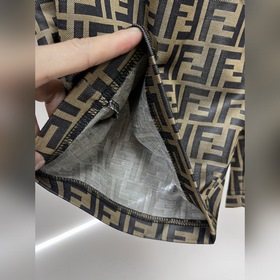 Новая весенняя коллекция Fendi： компле