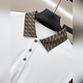 Новая весенняя коллекция Fendi： компле