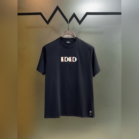 Fendi — товары высшего качества. Новин