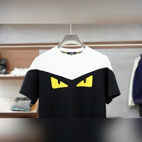 Fendi — модный комплект из тонких шорт