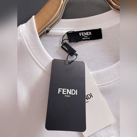Fendi 2026SS： премьера новой весенне-л