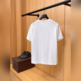 Fendi 26： премьера новых моделей весна
