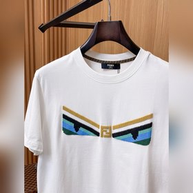 Fendi 26： премьера новых моделей весна